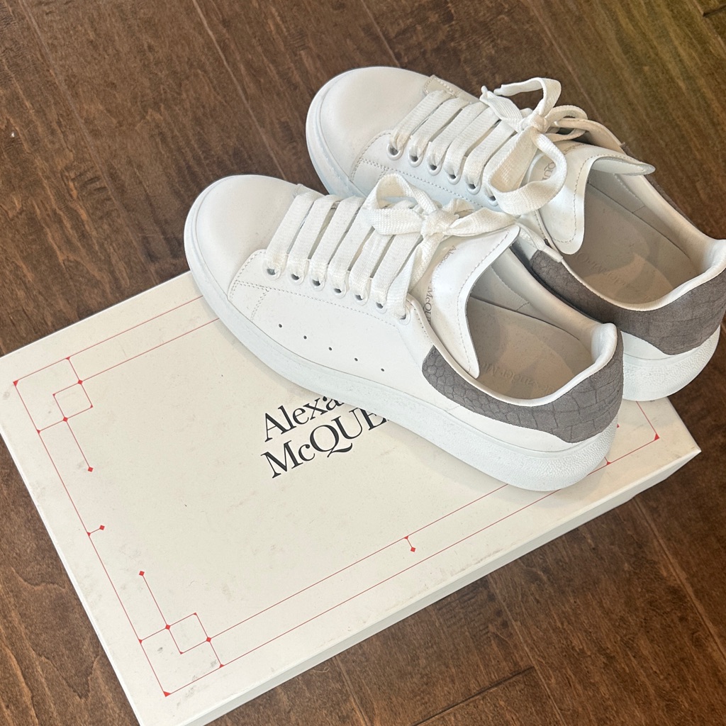 Alexander Mcqueen White And Gray Leather Sneakers